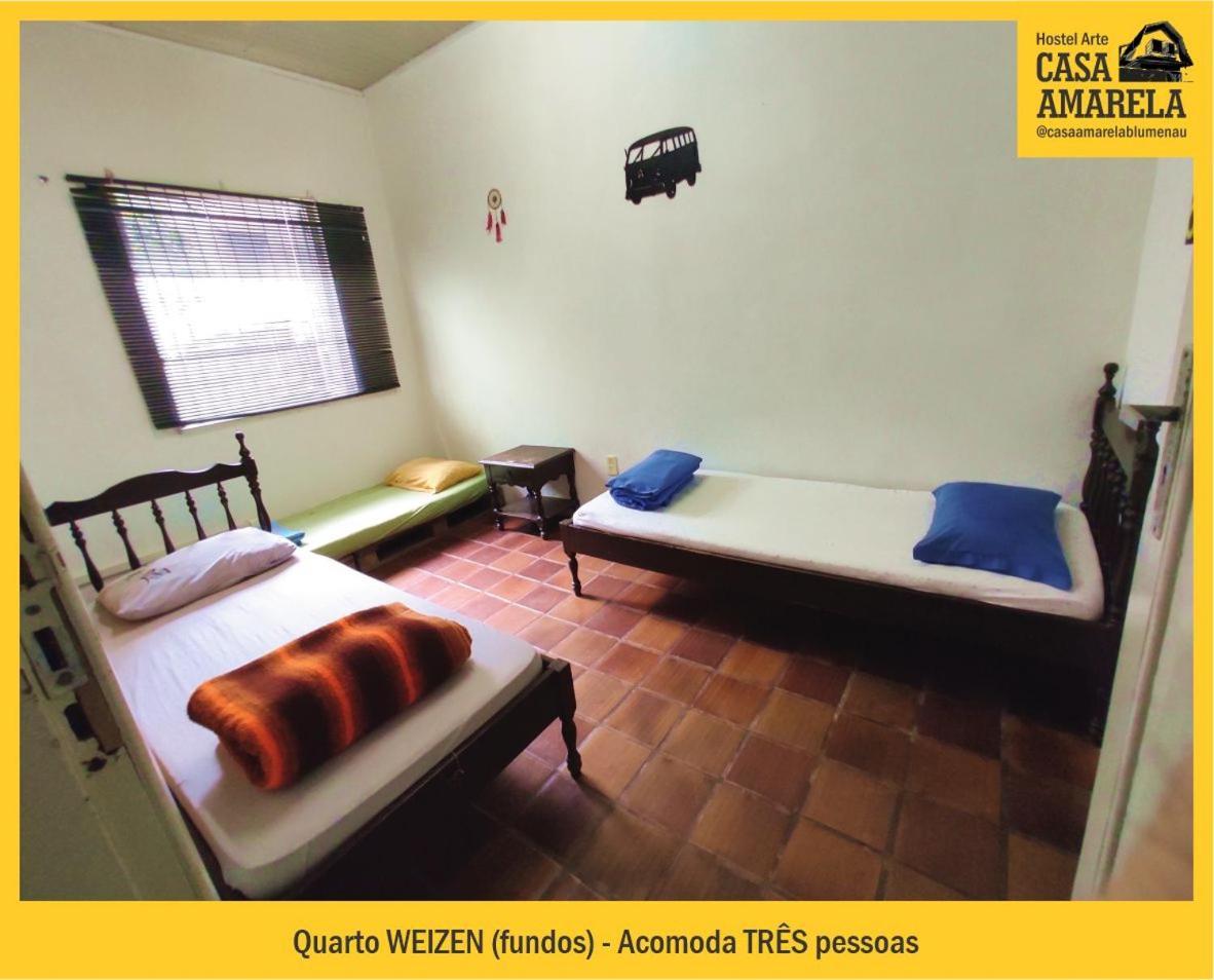 Casa Amarela Blumenau Hospedagem Alternativa Hostel Luaran gambar