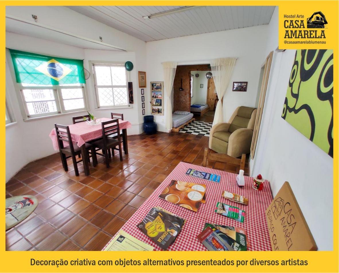 Casa Amarela Blumenau Hospedagem Alternativa Hostel Luaran gambar